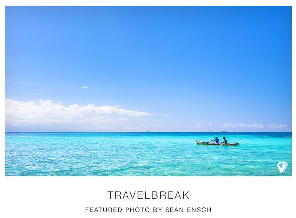 TravelBreak.net - West Bay Beach, Honduras. Photo by Sean Ensch