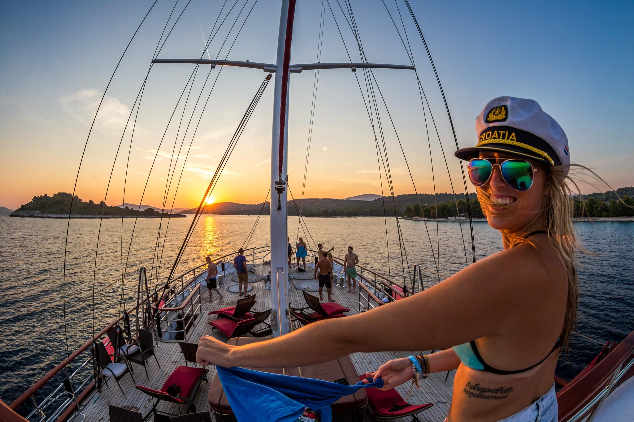 TravelBreak.net - Yacht life, Hvar, Croatia