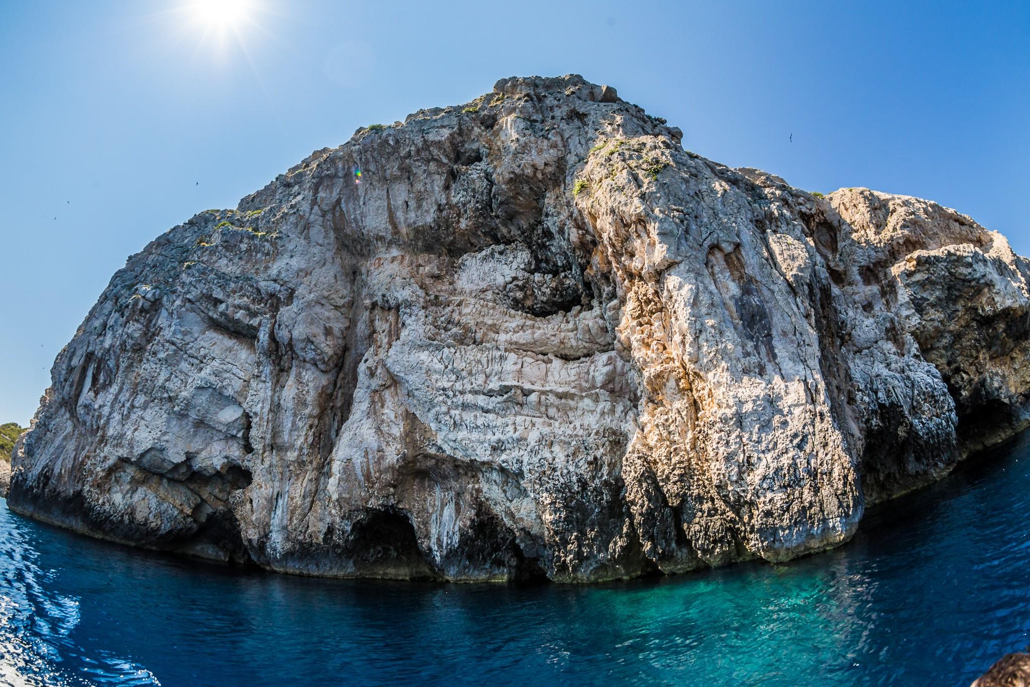 TravelBreak.net - Yacht life, Hvar, Croatia