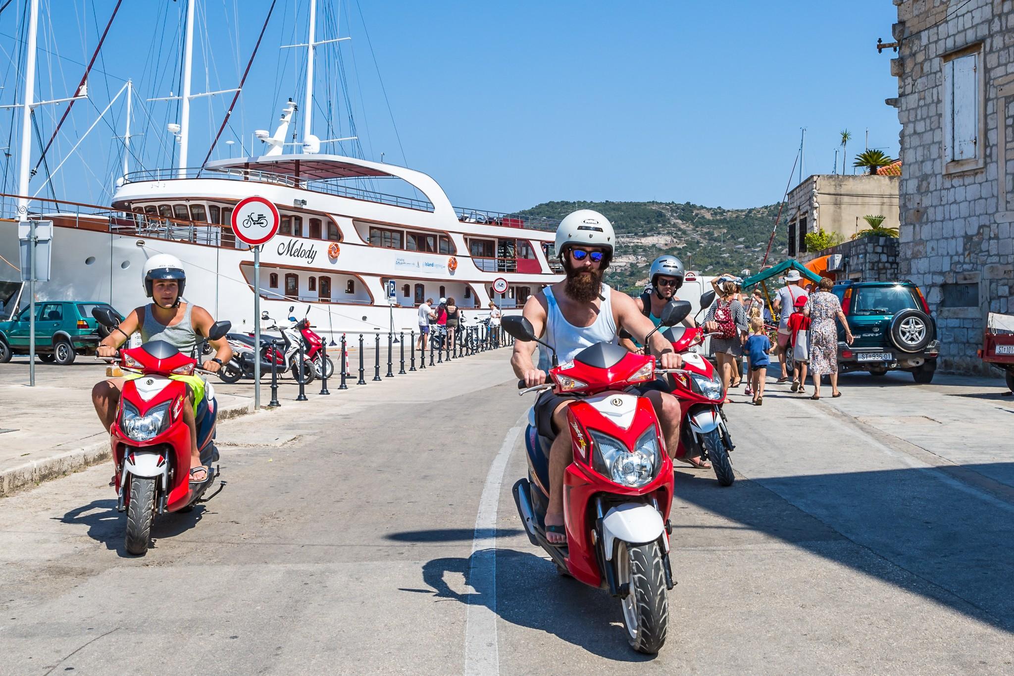 TravelBreak.net - Yacht life, Hvar, Croatia