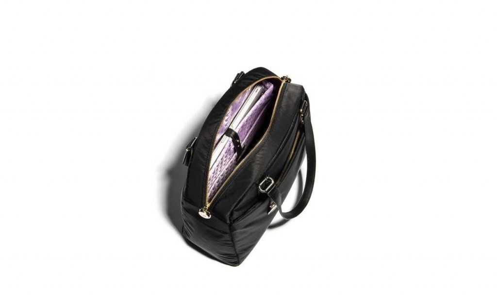 TravelBreak.net - Travel Checklist: Trendy and Practical Carry-on