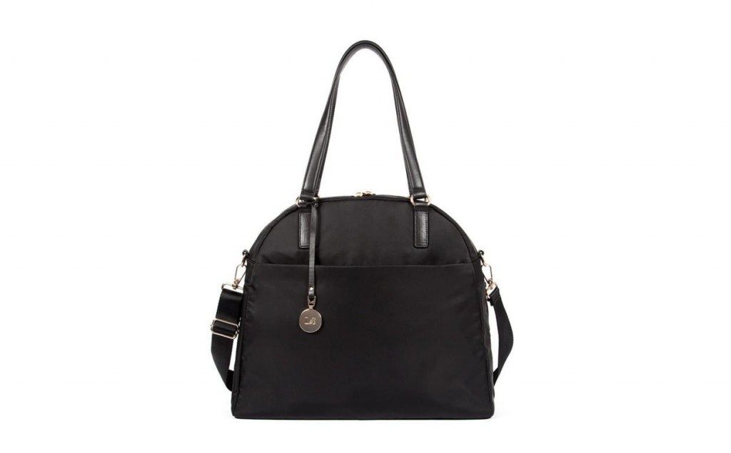 TravelBreak.net - Travel Checklist: Trendy and Practical Carry-on
