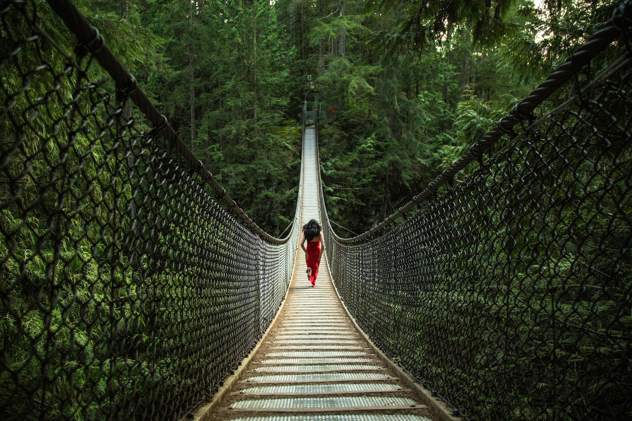 Lynwood Suspension Bridge, North Vancouver - Photo credit @PauloDelValle @StephBeTravel