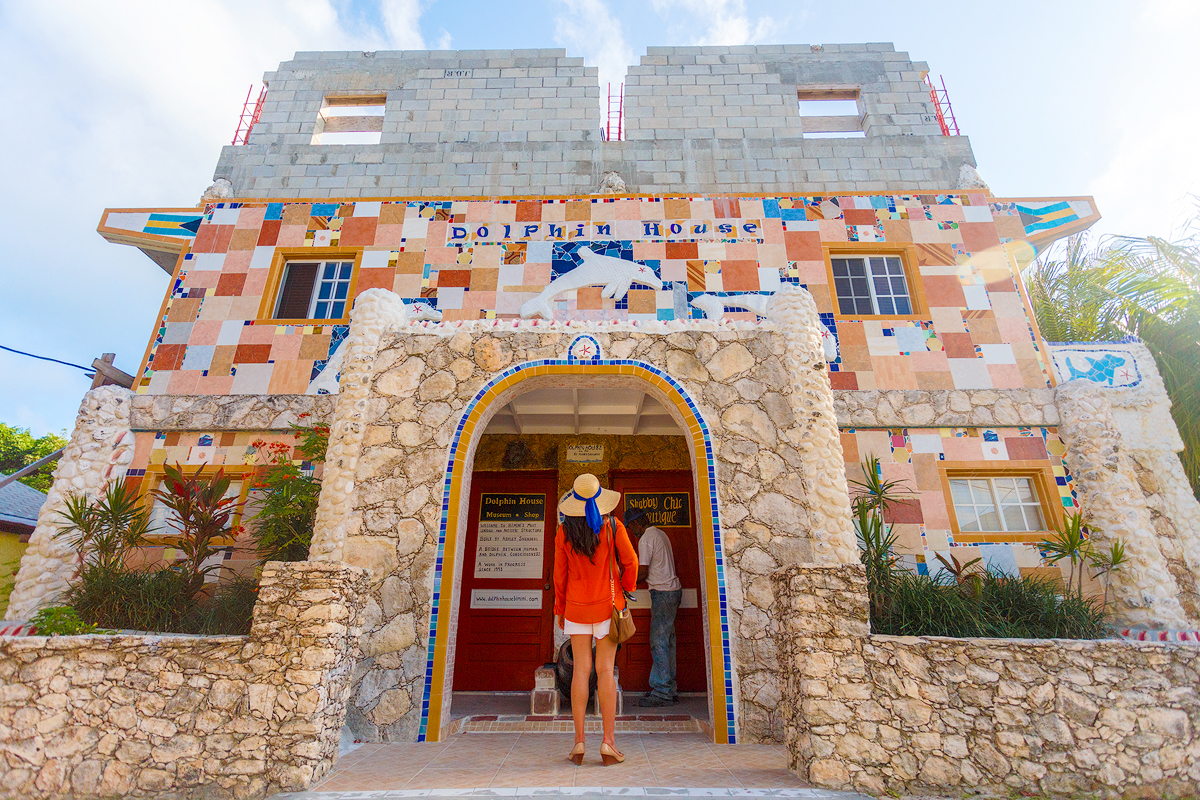 The Bimini Dolphin House, Bahamas | TravelBreak