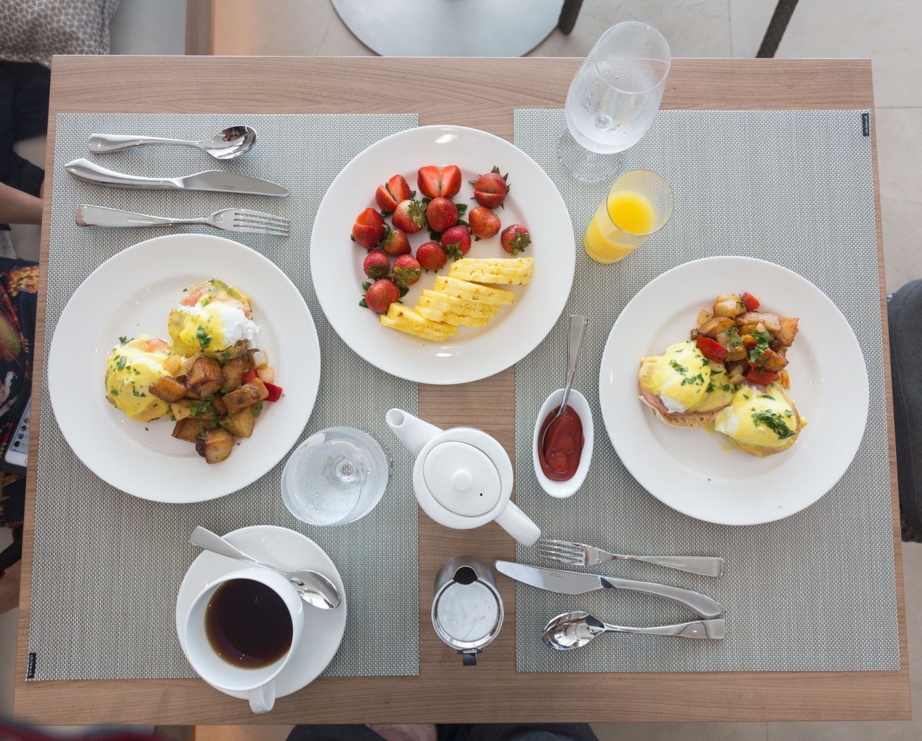 Brunch at Hilton at Resorts World Bimini Bahamas | TravelBreak