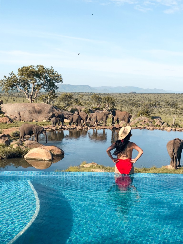 Accommodation at Serengeti National Park, the Four Seasons Serengeti Lodge | Africa bucket list tips via travel blogger Stephanie Be.