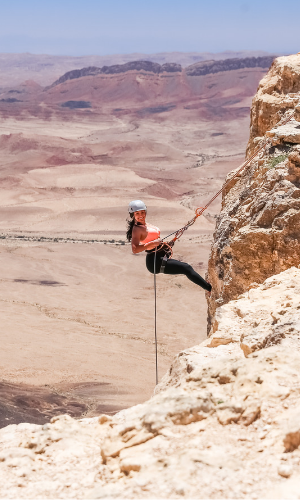 Stephanie Be, Latina Travel Blogger TravelBreak Blog